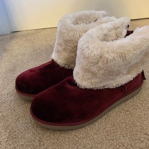 Short Burgundy Fuzzy Boots